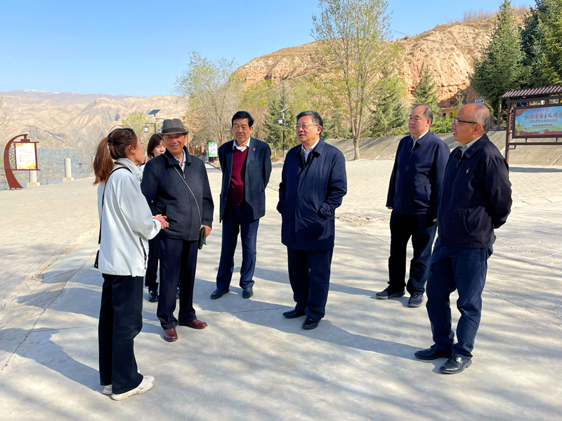 Gao Yu Led CCICH Researchers to Investigate Cultural Artifacts and Heritage Protection in Gansu Province